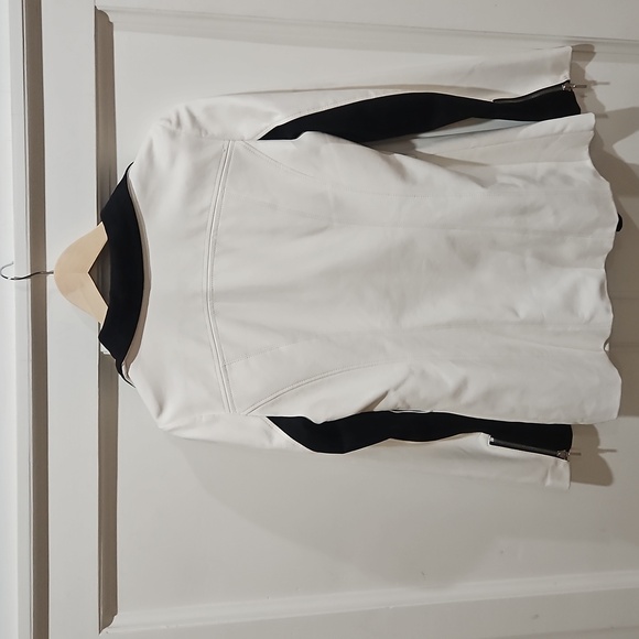 White Jacket with Black Lining, Medium - Picture 7 of 10